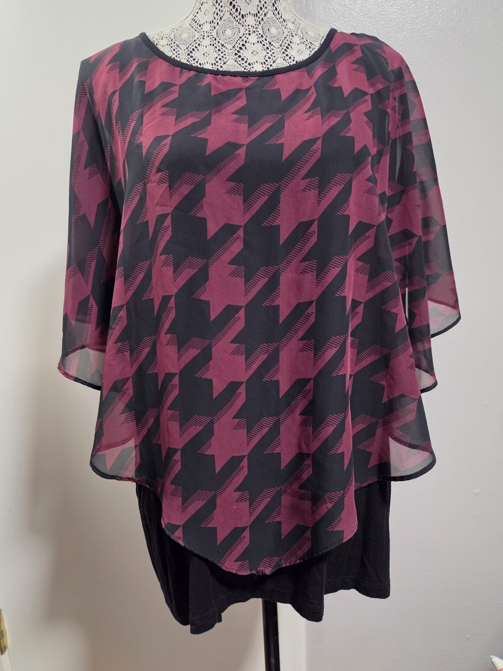 AB Studio XL Burgundy Black Houndstooth Layered Tunic Top Sheer Poncho